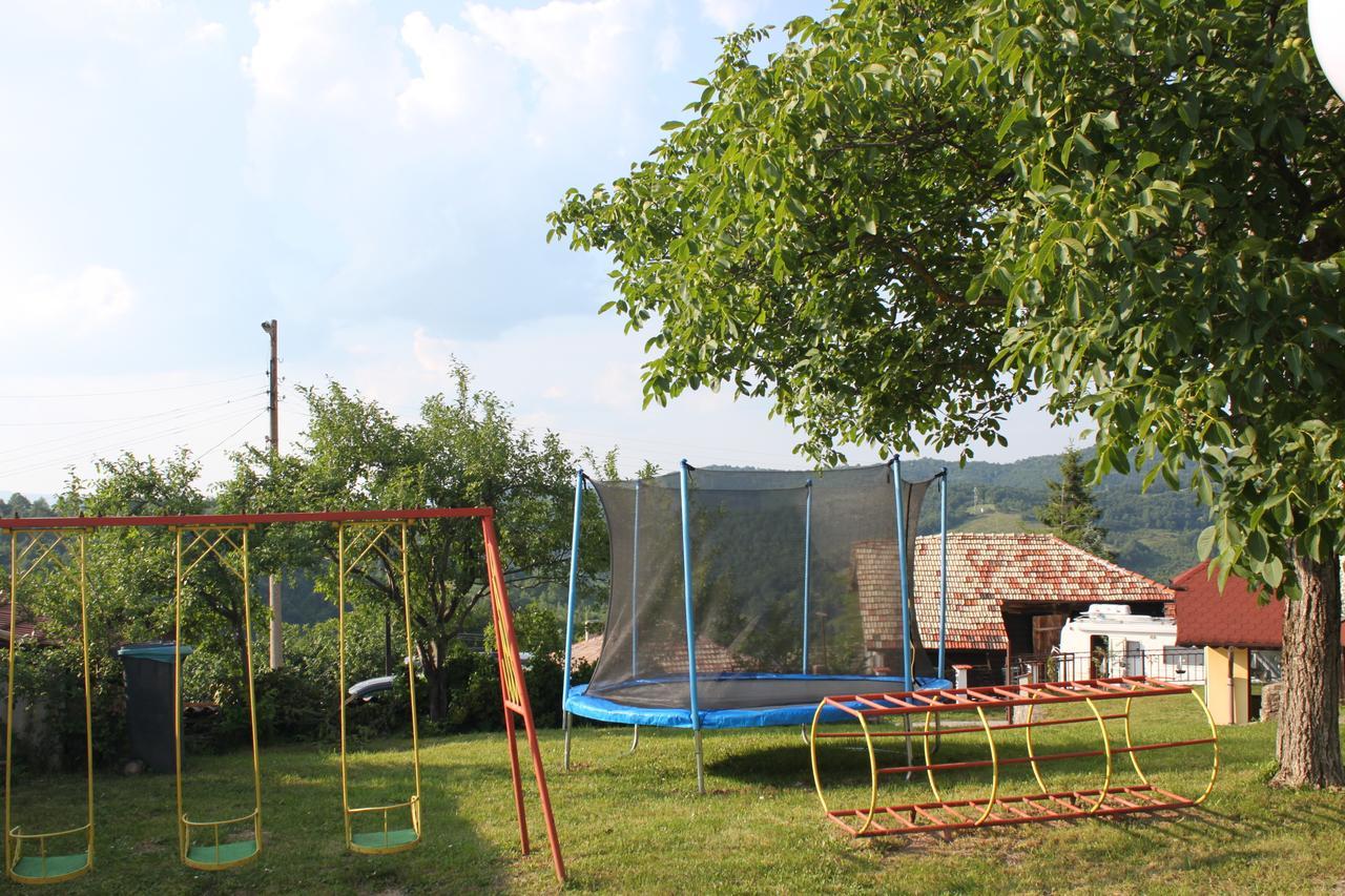 Guest House Daskalov Chervena Lokva ภายนอก รูปภาพ